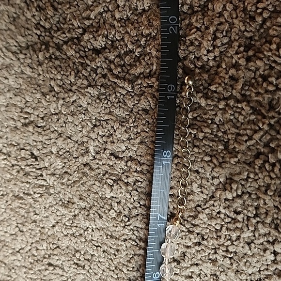 Clear Plastic Faceted Graduated Beaded Necklace - Picture 3 of 4